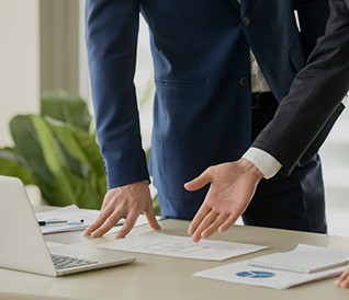 业绩：业绩至上，追求卓越